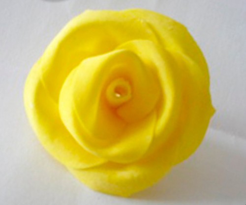 Цветок роза (желтая) диаметр 6см