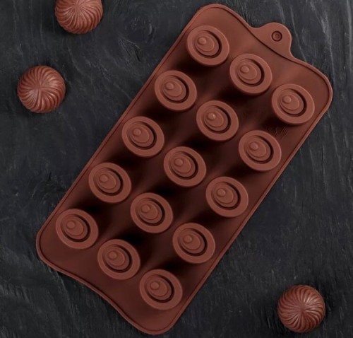 Форма для шоколада и льда силикон "Шоколадное удовольствие" 15 ячеек 21х11 см